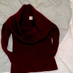 Wilfred Off-the-Shoulder sweater